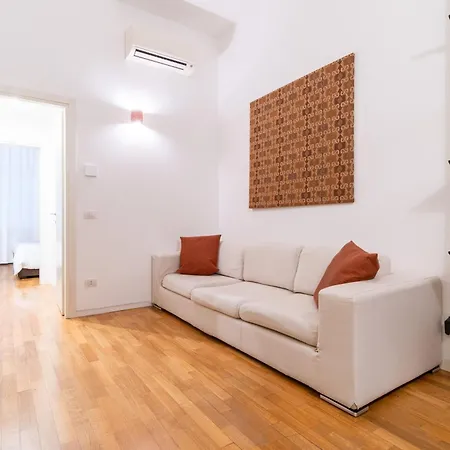 New! Intero A 20 Minuti Dal Duomo * Milaan